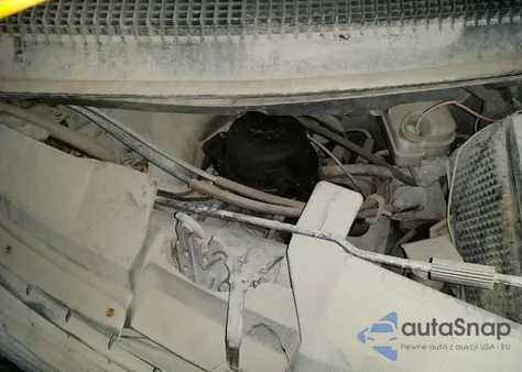 2003 Chrysler Town & Country from USA, damaged, VIN 2C4GP443X3R319258